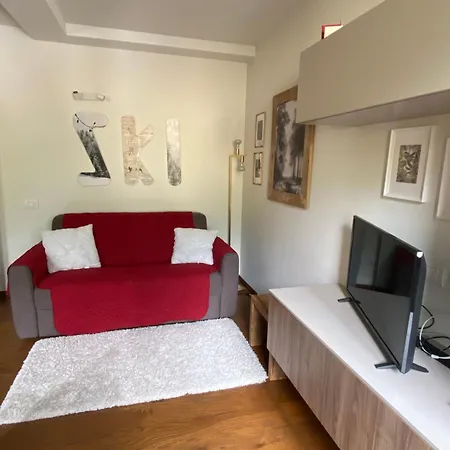 Maison Poluc - Maison Adeline Apartahotel 3*