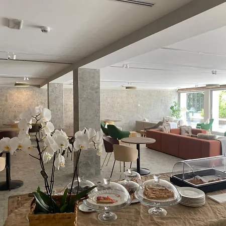 Maison Poluc - Maison Adeline 샴폴루크