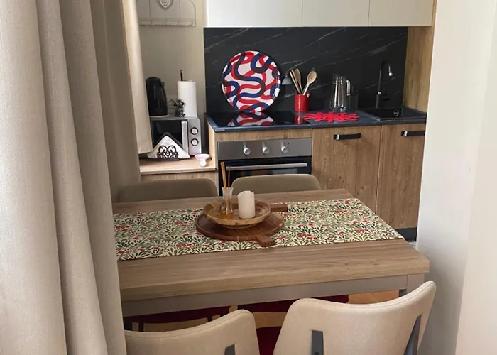 Maison Poluc - Maison Adeline מלון דירות