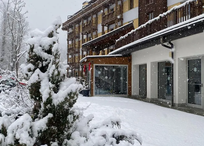 Maison Poluc - Maison Adeline Aparthotel Champoluc